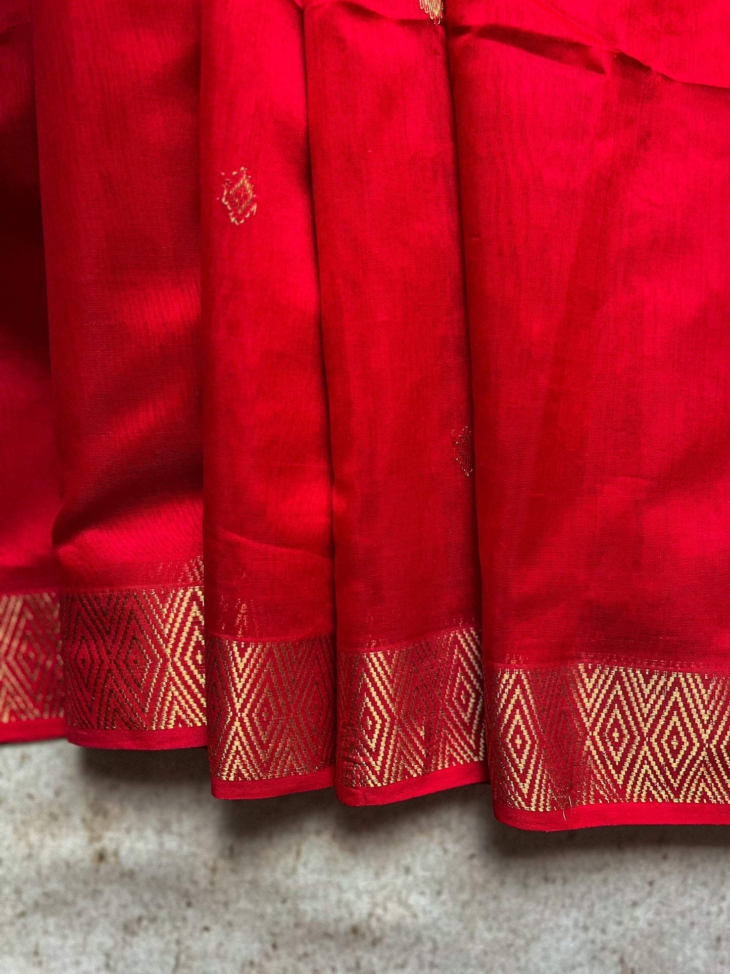 Red Silk Cotton Maheshwari Saree