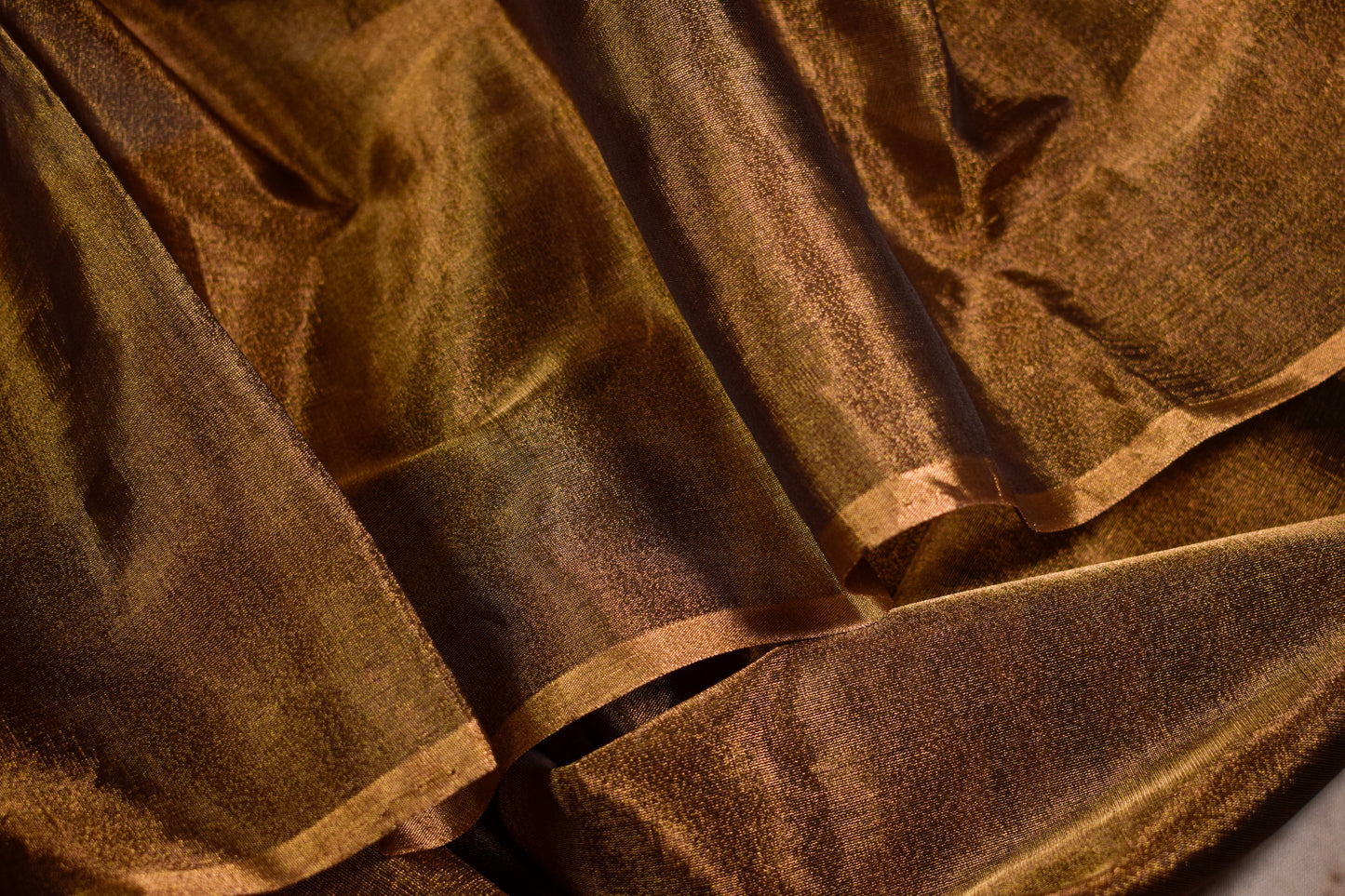 Plain Golden Tissue Silk Maheshwari Saree With Golden Zaree MAHTS08