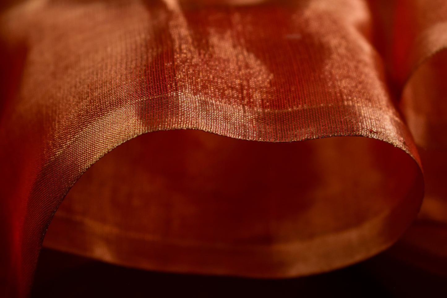 Plain Red Tissue Silk Maheshwari Saree With Golden Zaree MAHTS09