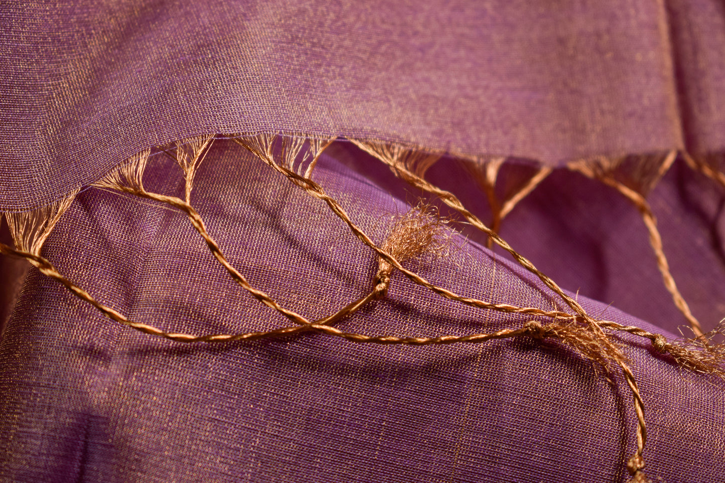 Plain Lavender Tissue Silk Maheshwari Saree With Golden Zaree MAHTS06